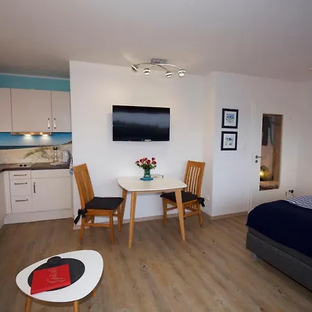 Apartment Luv-und-lee-apartment-36 *